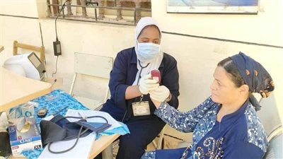 تقديم الخدمات العلاجية لـ 14 ألف مواطن بالمجان في المنيا