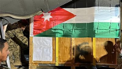 الأردن ينفذ عملية إنزال جوي ثالثة لمساعدات إغاثية وعلاجية عاجلة للمستشفى الميداني في قطاع غزة