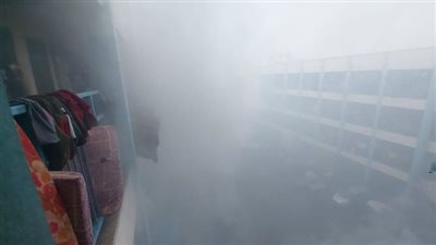 اندلاع حريق بمركز إيواء في شمال غزة بعد استهدافه بقنابل حارقة