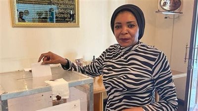 توافد أبناء الجالية المصرية بجنوب إفريقيا على التصويت في الانتخابات الرئاسية | صور