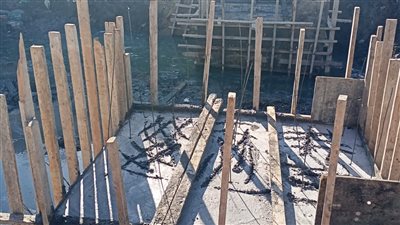 تيسيرا على تلاميذ المدارس.. بدء العمل في كوبري مشاة بقرية بلقطر الشرقية في البحيرة