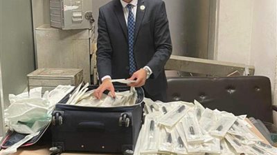 إحباط 33 محاولة تهريب مخدرات بمطار القاهرة | صور