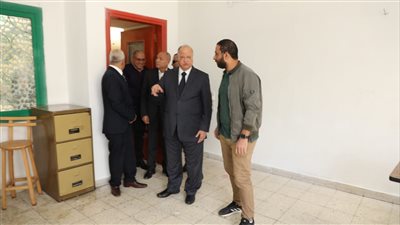 8.2 مليون ناخب بالعاصمة.. محافظ القاهرة يتفقد عددًا من اللجان المعدة لاستقبال المواطنين في الانتخابات الرئاسية 