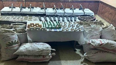 القبض 3 عناصر إجرامية من تجار الأسلحة النارية والمخدرات بأسيوط