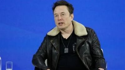 إيلون ماسك يتوقع وجود مليار روبوت بشري خلال العقدين المقبلين