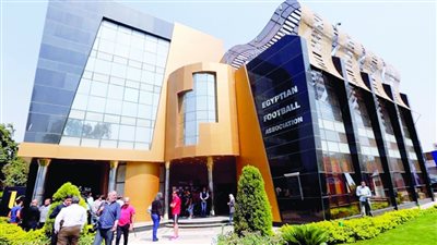 طالب بتعويض 6 ملايين جنيه.. دعوى ضد اتحاد الكرة بسبب مباراة مصر والسنغال السابقة