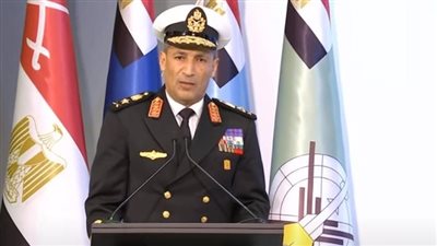 بأياد مصرية.. قائد القوات البحرية يعلن تدشين الفرقاطة ميكو A 200 المُصنعة في ترسانة الإسكندرية