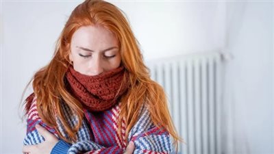 حالات صحية تنتج عن انخفاض درجات الحرارة.. تعرف عليها 
