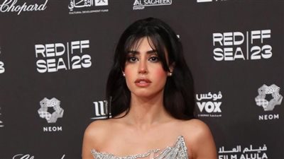 ظهور صادم لـ الفنانة الفلسطينية نور طاهر في مهرجان البحر الأحمر السينمائي الدولي |صور 