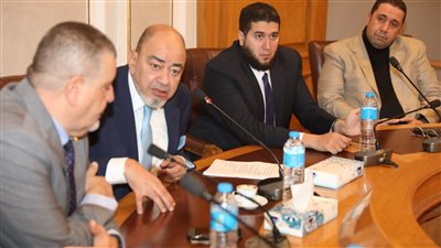 شعبة المستلزمات الطبية تتقدم بمذكرتين لرئيس الوزراء بسبب نقص الدولار وتراجع المخزون