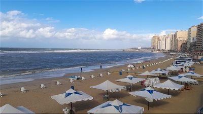 رغم تحذيرات نوة قاسم.. استقرار الأحوال الجوية ونشاط حركتي الملاحة والصيد بالإسكندرية 