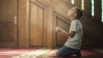 دعاء للميت الذكر.. اجعل أولادك صدقة جارية لك بعد وفاتك