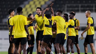 تشكيل اتحاد جدة أمام ضمك في الدوري السعودي.. استبعاد أحمد حجازي