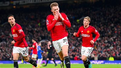 موعد مباراة مانشستر يونايتد وأستون فيلا والقنوات الناقلة بث مباشر 