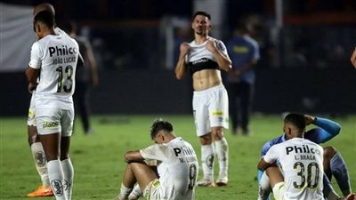 نادي بيليه ونيمار.. سانتوس يودع الدوري البرازيلي بعد 111 عاما ويهبط للدرجة الثانية لأول مرة في تاريخه