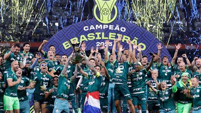 في ليلة وداع سانتوس.. بالميراس يتوج بالدوري البرازيلي للمرة الـ12 بتاريخه