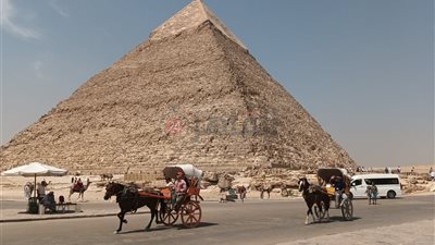4 صور حديثة ترصد منطقة أهرامات الجيزة استعدادًا للموسم الشتوي 