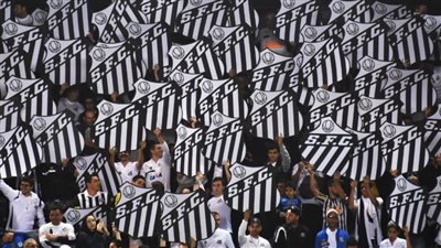  توقفت حرب لأجله ومفارقة غريبة مع تايتنك.. سانتوس من قمة التاريخ لصدمة الهبوط