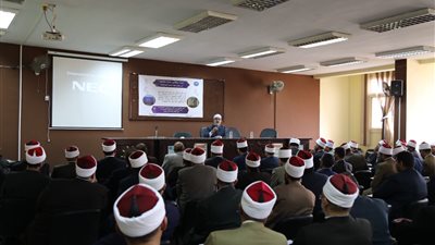 أمين البحوث الإسلامية لمبعوثي الأزهر: قضية التجديد من أهم القضايا التي تميز المنهج الأزهري