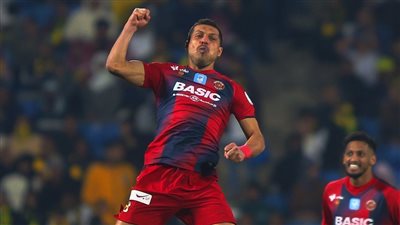 الكشف عن موقف طارق حامد من العودة لـ الزمالك خلال الصيف