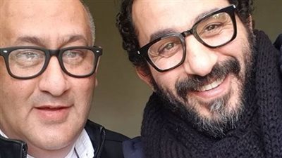 ماذا قال أحمد حلمي عن شقيقه قبل وفاته؟ وهكذا ودعه| فيديو وصور