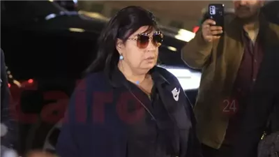 فيفي عبده تثير الجدل في عزاء ناهد فريد شوقي: أيامنا سودة.. أشوفكم بكرة في عزاء تاني