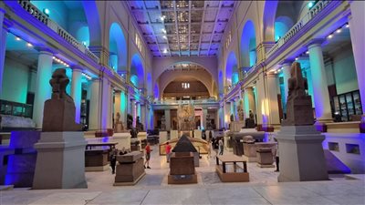 المتحف المصري بالتحرير يعرض تمثالا لـ حاكم الصعيد خلال الأسرتين 25 و26