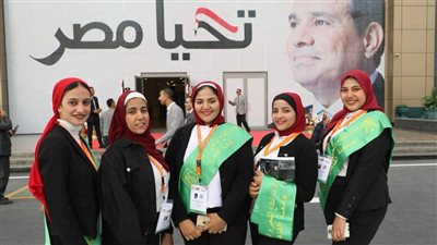 رئيس جامعة القاهرة: حريصون على تنظيم الزيارات الميدانية للطلاب إلى المعارض الكبرى