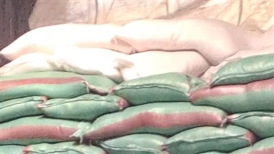 ضبط 50 طن أرز مجهول المصدر و50 عبوة جبن داخل مصنع دون ترخيص بالبحيرة