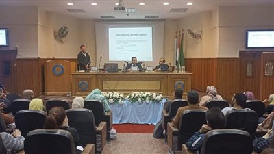 جامعة القاهرة تنظم ندوات توعوية وتعريفية عن قيمة المشاركة في الانتخابات الرئاسية | صور 