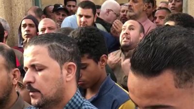 المئات يشيّعون جنازة المبتهل ضياء الناظر بمسقط رأسه في القليوبية | صور