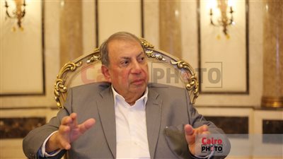 بدأ بـ 10 جنيهات إسترليني.. كيف أسس المصري عنان الجلالي سلسلة فنادق هلنان العالمية؟ 