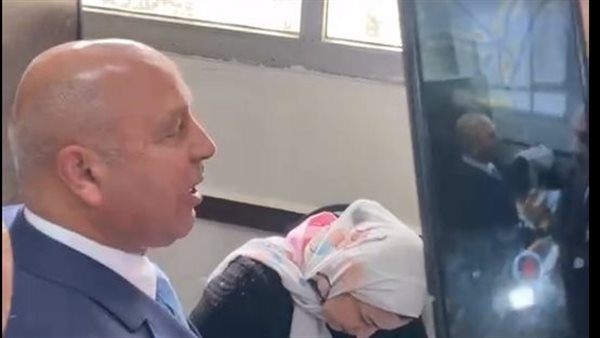 وزير النقل كامل الوزير