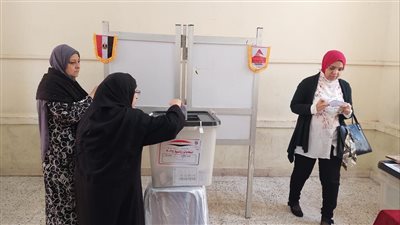 إقبال كبير من السيدات على التصويت في انتخابات الرئاسة بالدقهلية