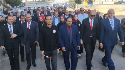 إقبال كبير لمنتسبي جامعة دمنهور على التصويت بانتخابات الرئاسة 