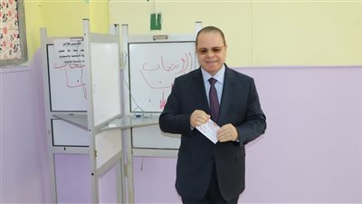 المستشار حمادة الصاوي النائب العام السابق يدلي بصوته في الانتخابات الرئاسية|صور 