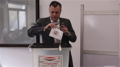 وزير السياحة والآثار يدلي بصوته في الانتخابات الرئاسية 2024