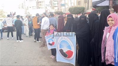 أعضاء حزب النور يدلون بأصواتهم في الانتخابات الرئاسية بالمنصورة