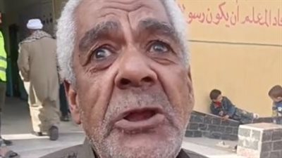 مواطن كفيف يشارك في الانتخابات ببني سويف: جيت مشي على رجلي عشان انتخب السيسي | بث مباشر