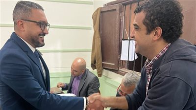  جون طلعت يدلي بصوته في الانتخابات الرئاسية ويدعو المصريين للمشاركة