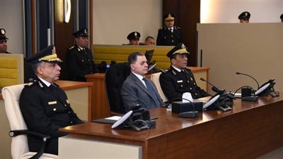 وزير الداخلية يتابع إجراءات تأمين الانتخابات الرئاسية بغرفة عمليات الوزارة | صور