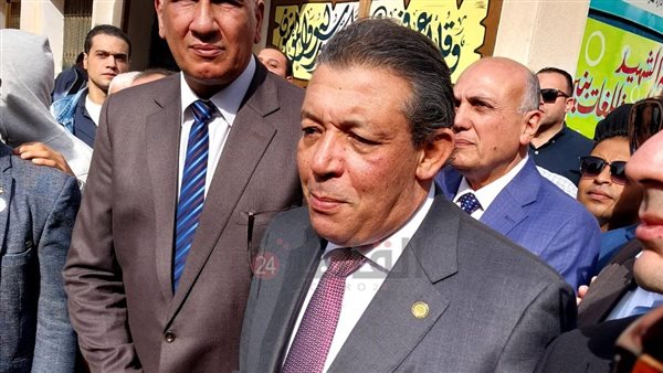 حازم عمر خلال تفقد