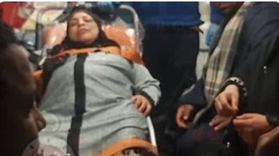 الإسعاف تنقل سيدة شعرت بآلام الولادة خلال مشاركتها في انتخابات الرئاسة ببني سويف | بث مباشر 