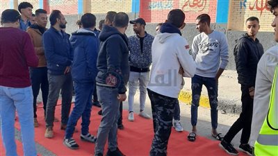 قبل فتح اللجان.. إقبال كثيف من المواطنين على الانتخابات الرئاسية بالتجمع الخامس