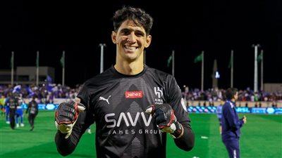 الهلال السعودي يكشف تفاصيل إصابة حارسه ياسين بونو.. وهذا موقفه من مباراة العين 