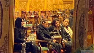 الظهور الأول لـ ريهام عبد الغفور في عزاء شقيق أحمد حلمي بعد وفاة والدها