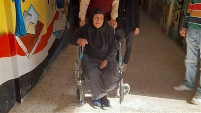 كبار السن يشاركون بكثافة في الانتخابات الرئاسية بلجان كفر الشيخ | صور