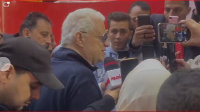 مرتضى منصور يدلي بصوته في الانتخابات الرئاسية خلال وقت الراحة