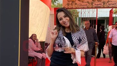 ساندي: أتمنى فوز الرئيس السيسي في الانتخابات.. عندي تفاؤل من الإنجازات اللي عملها للبلد ونفسي يكمل