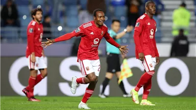 أهداف مباراة الأهلي وأوراوا.. معلول يضيف الرابع للأحمر